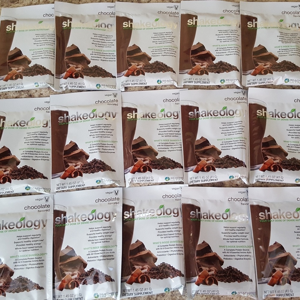 SOLD 🍫16 pk Vegan Chocolate Shakeology 🍫